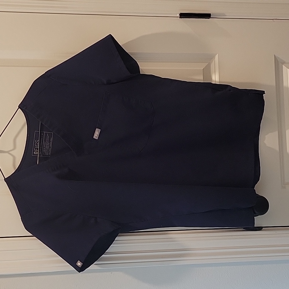 Medium Figs Catarina Navy Blue scrub top